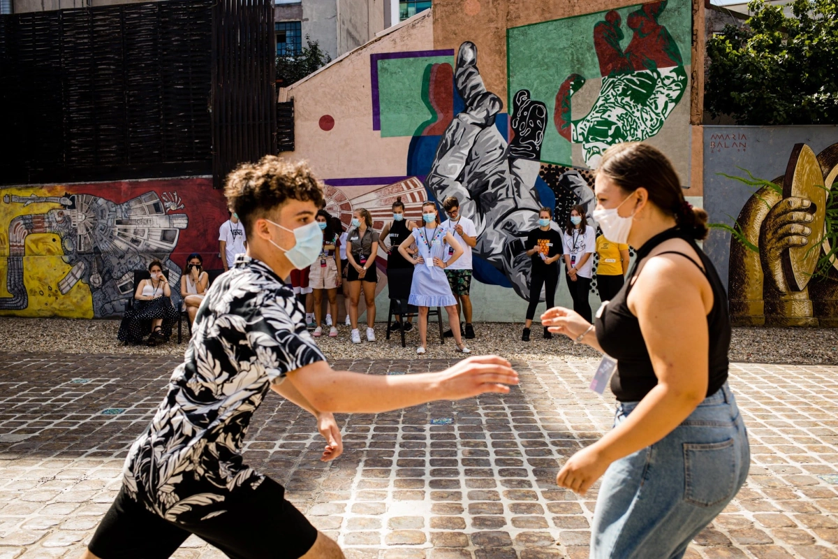 Copy of 134099120 2897421033915228 3949526117202117533 n